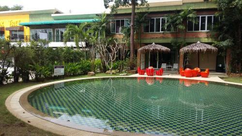 Sunshine Inn Resort