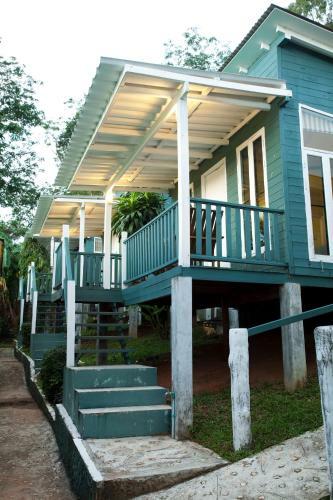 Sunshine Inn Resort