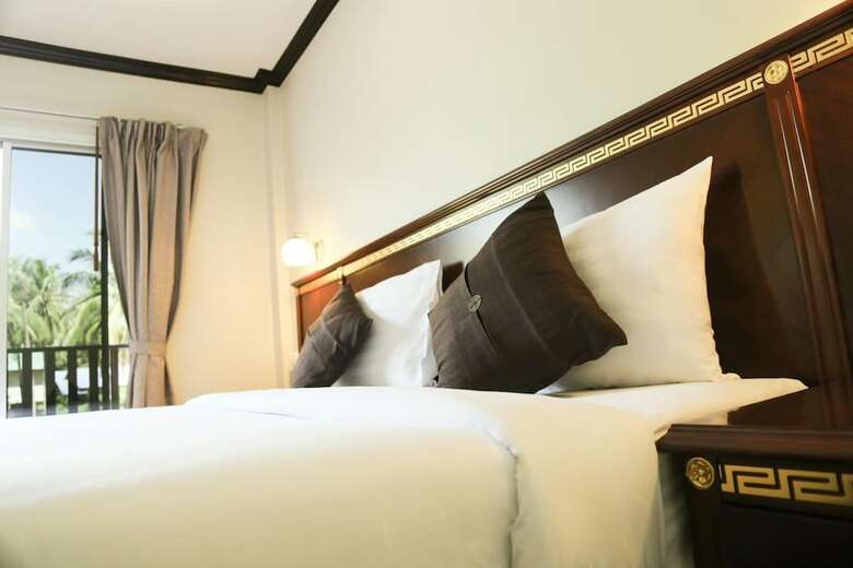 Hotel De Karon