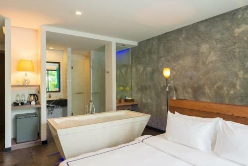 Hotel The Waters Khao Lak By Katathani