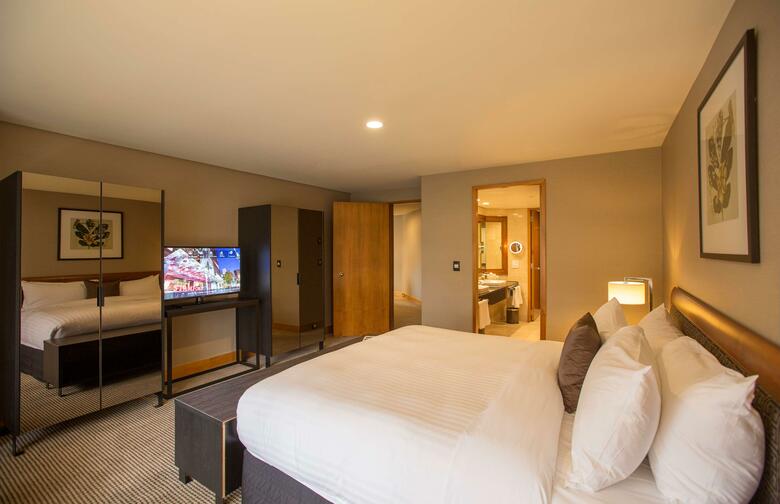 Hotel Stamford Plaza