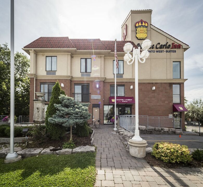 Hotel Monte Carlo Inns Toronto West Suites