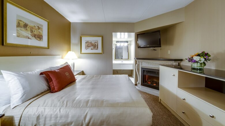 Hotel Monte Carlo Inns Toronto West Suites