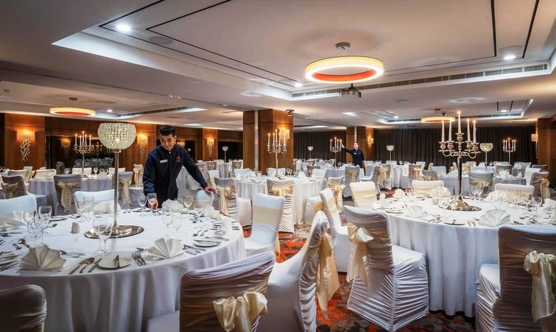 Clayton Hotel Dublin Airport