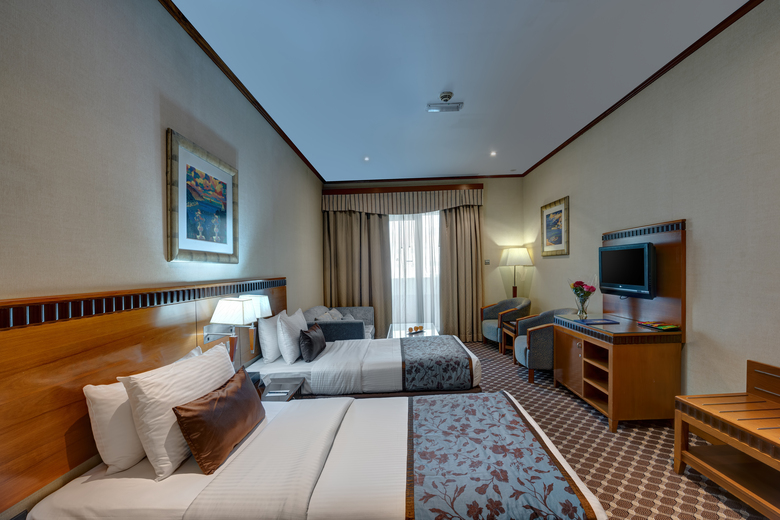 Hotel Golden Tulip Al Barsha