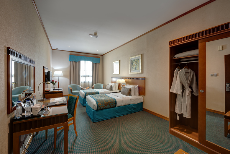 Hotel Golden Tulip Al Barsha