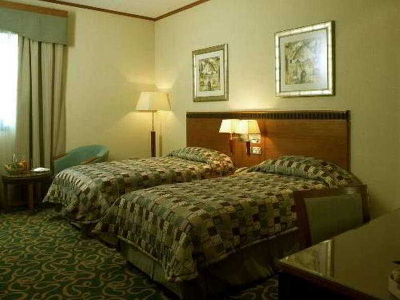 Hotel Golden Tulip Al Barsha