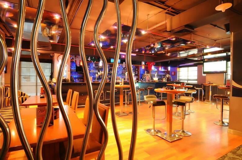 Hotel Golden Tulip Al Barsha