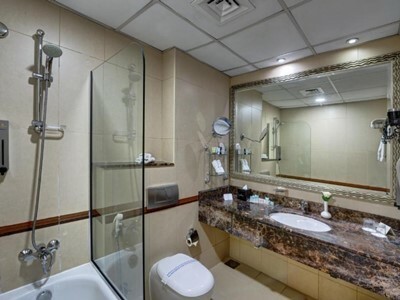 Hotel Golden Tulip Al Barsha