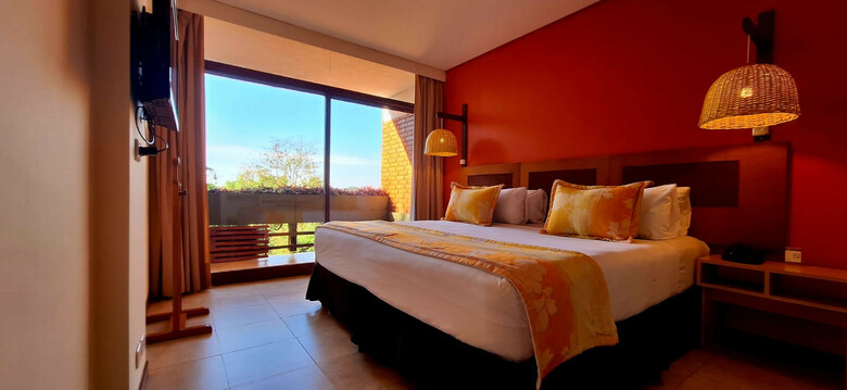 Raices Esturi�n Hotel