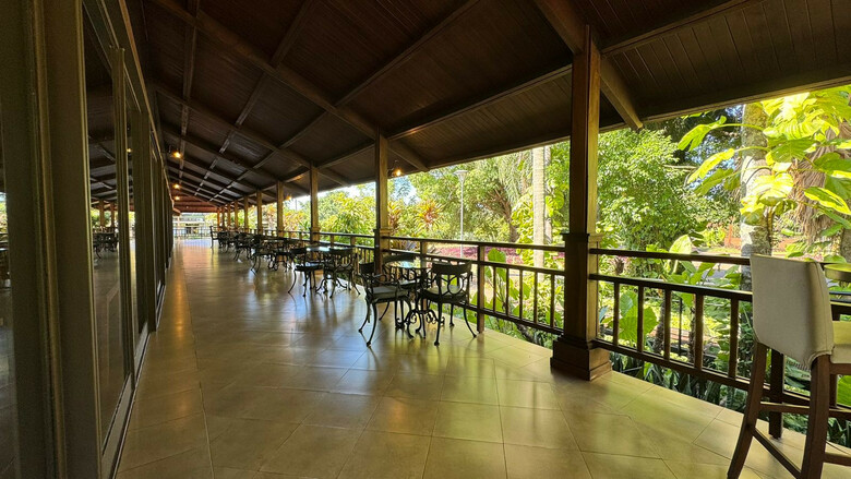Raices Esturi�n Hotel