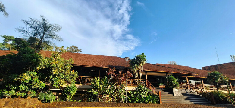 Raices Esturi�n Hotel