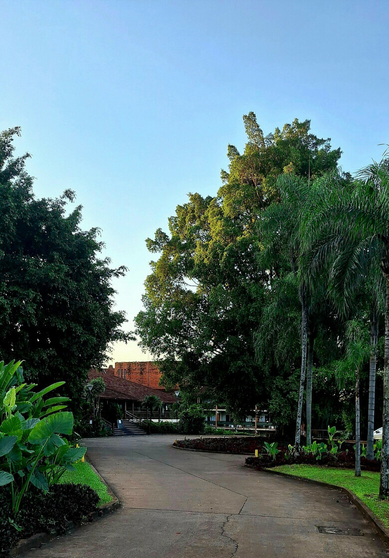 Raices Esturi�n Hotel