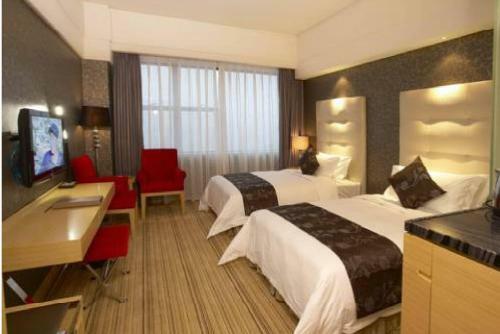 Romanjoy International Hotel