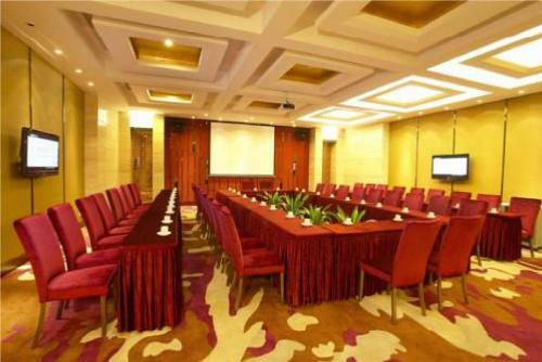 Romanjoy International Hotel