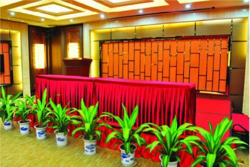 Romanjoy International Hotel