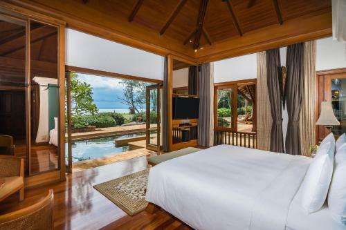 Hotel Jw Marriott Phuket Resort And Spa