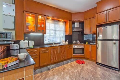Villa Baan Chokdee - 5 Bed - Private Pool