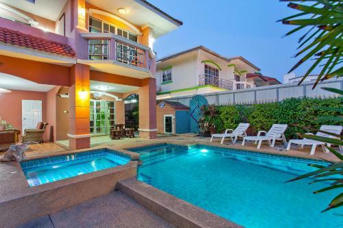Villa Baan Duan Chai