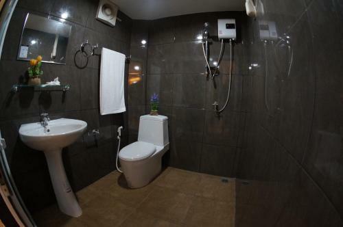 Hotel Tt Naiyang Beach Phuket