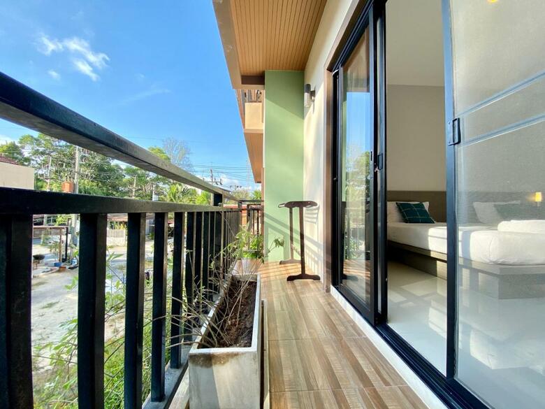 Hostal Pensiri House