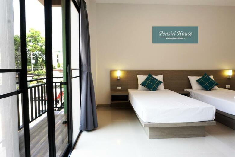 Hostal Pensiri House