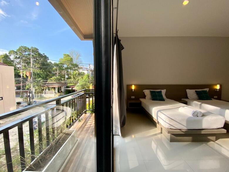 Hostal Pensiri House