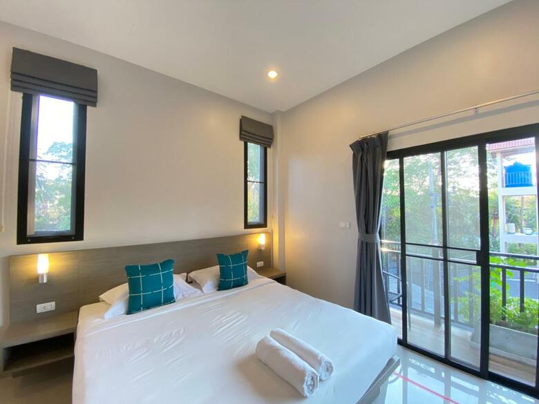 Hostal Pensiri House