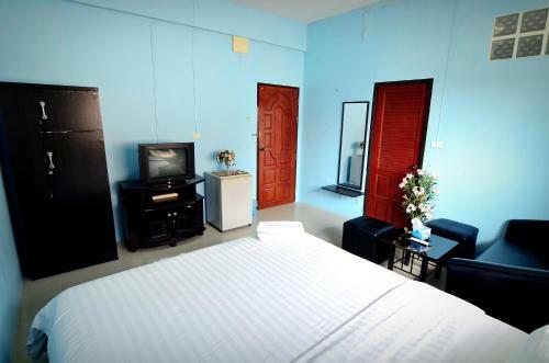 Hostal The Famous House - Jomtien