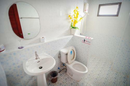 Hostal The Famous House - Jomtien