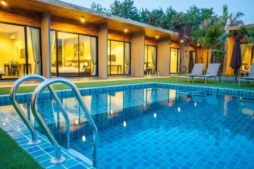 D Living Hotel