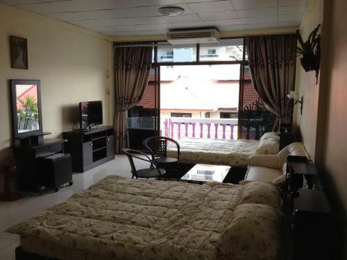 Hostal Artem's Guesthouse