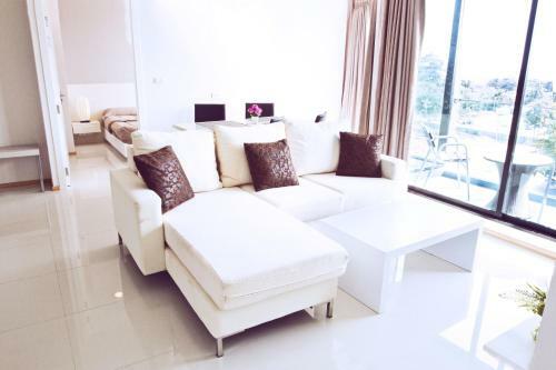 Acqua Apartments