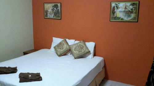 Hostal Cheap Rooms Guesthouse