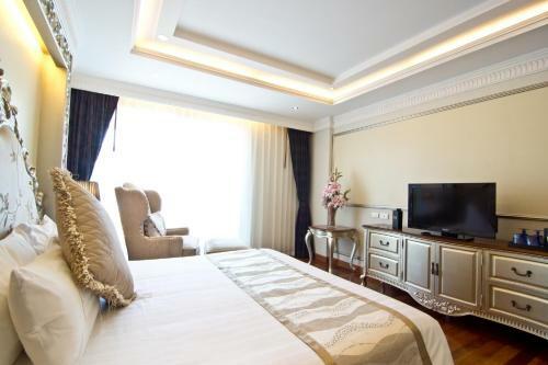 Hotel Lk The Empress