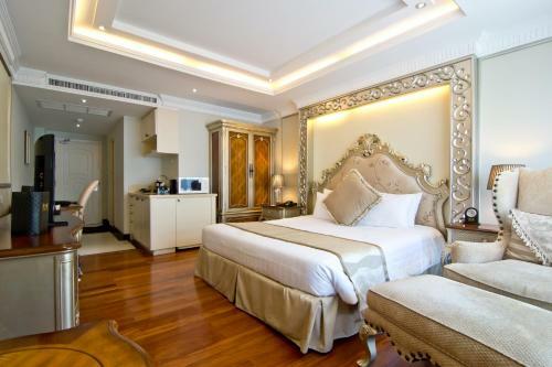 Hotel Lk The Empress