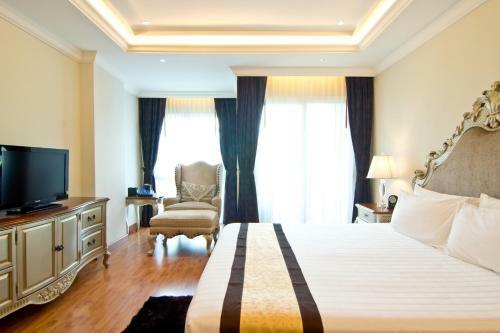 Hotel Lk The Empress