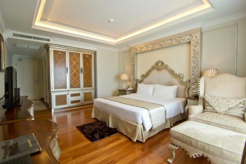 Hotel Lk The Empress