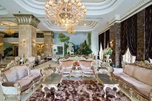 Hotel Lk The Empress