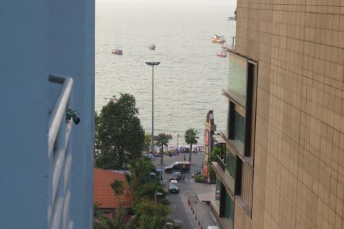 View Talay 6 Suite Apartments