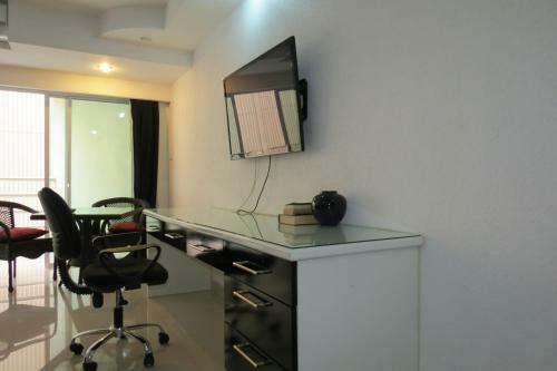 View Talay 6 Suite Apartments