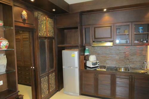 View Talay 6 Suite Apartments