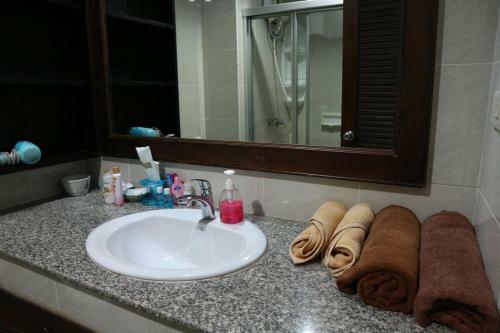 View Talay 6 Suite Apartments