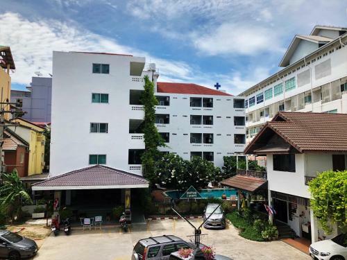 Hotel Sutus Court 1