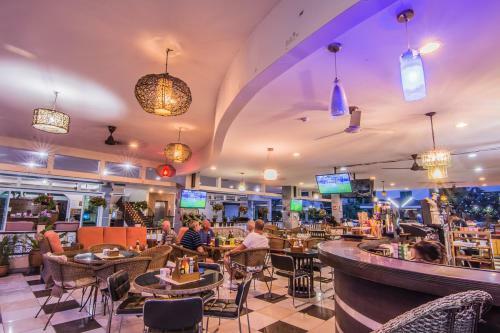 Hotel Sutus Court 1