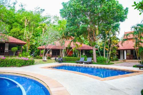 Dasein Chalong Bay Hotel