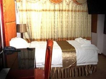 Hotel The Privi Suites