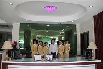 Hotel The Privi Suites