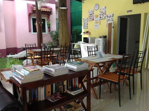 Hostal Sandy House Rawai