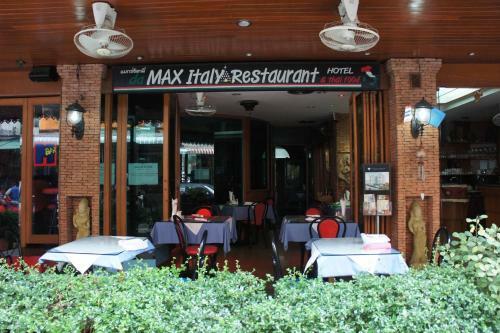 Max Hotel